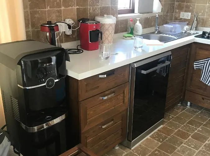 Rustic Modern Patio With Shared Pool شقة *