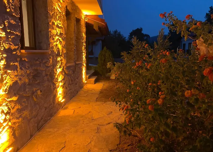 Rustic Modern Patio With Shared Pool Akcapinar (Mugla)